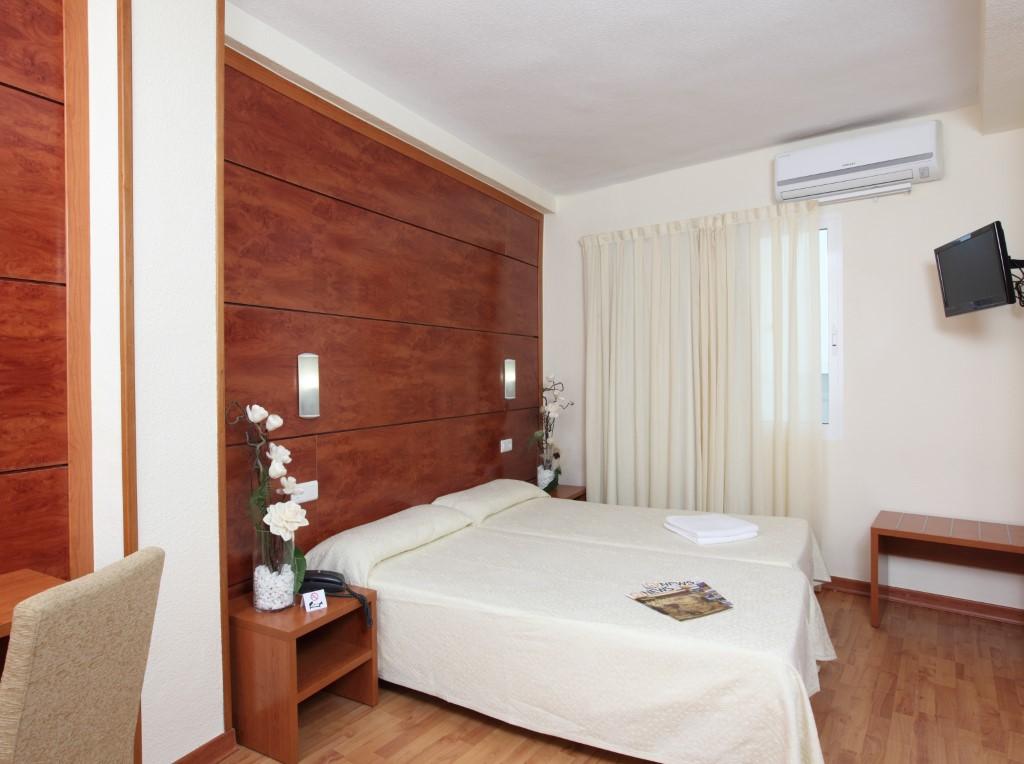 Hotel Centro Mar เบนิดอร์ม ภายนอก รูปภาพ
